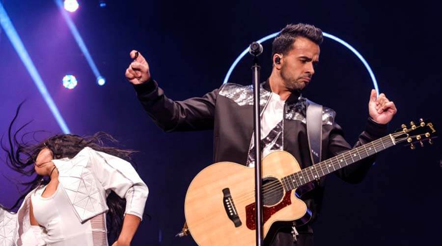 Fonsi y Daddy Yankee critican que Maduro haga "propaganda" con "Despacito"