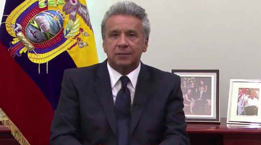 Ecuador retira embajadores en Venezuela y Cuba