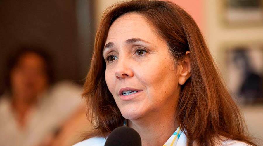 Facebook bloquea a Mariela Castro por difundir cuenta bancaria