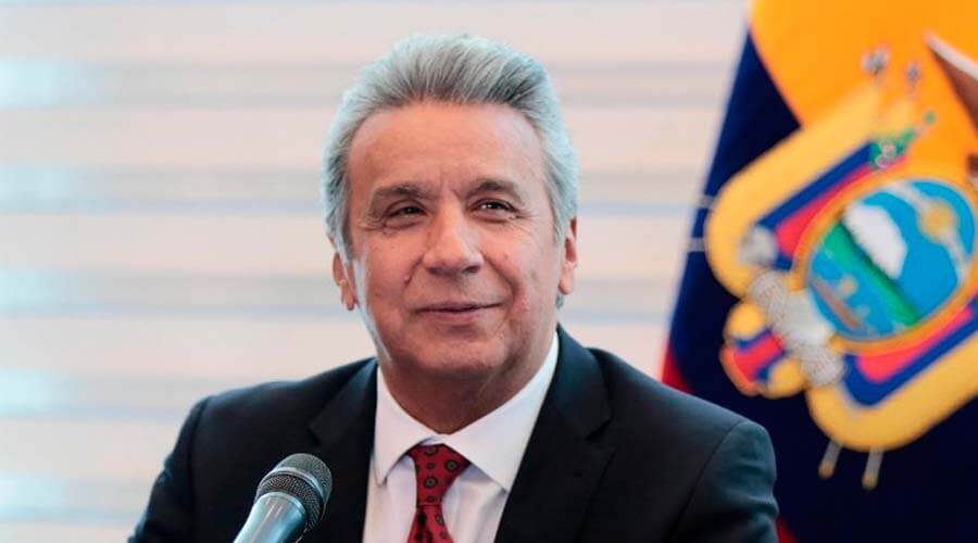 Moreno convocará a consulta ciudadana en momento de gran popularidad