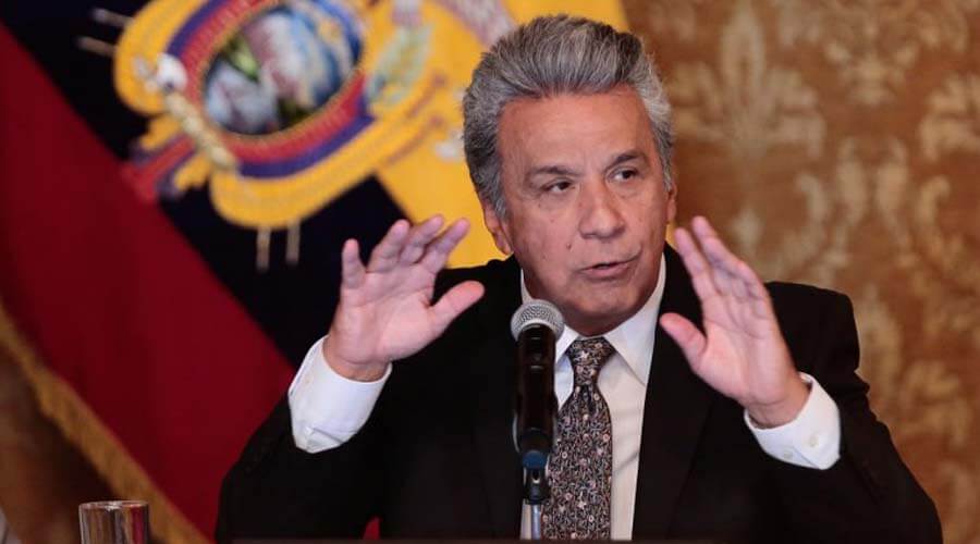 Presidente de Ecuador encarga la vicepresidencia a María Alejandra Vicuña