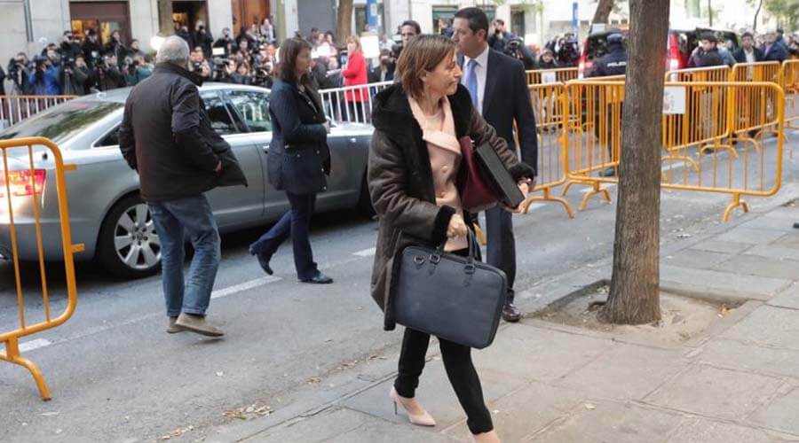 Piden prisión incondicional para presidenta del Parlamento de Cataluña