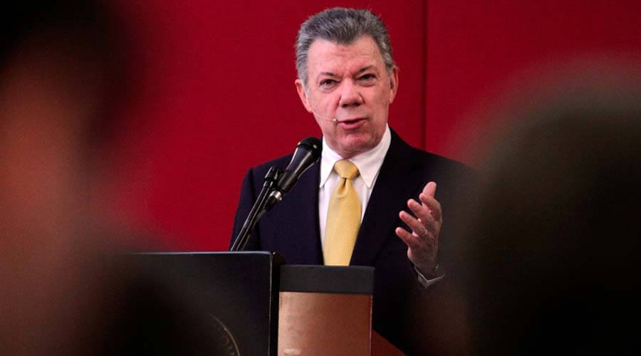 Juan Manuel Santos firma extradición a EEUU de exfiscal anticorrupción de Colombia