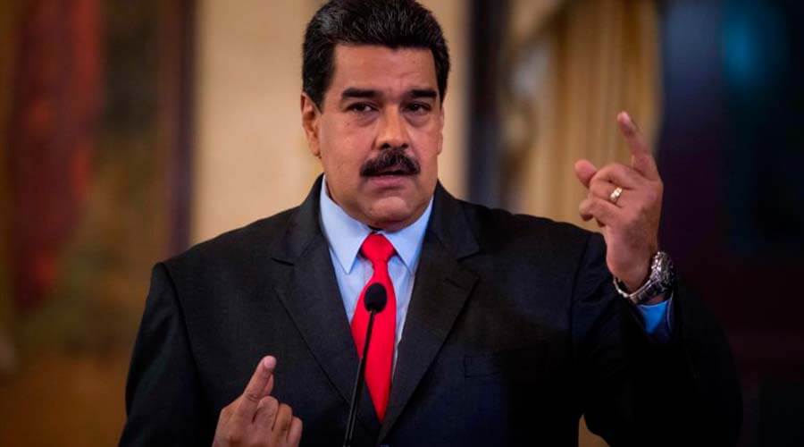 Maduro dice que preventa de criptomoneda "petro" alcanza 735 millones dólares
