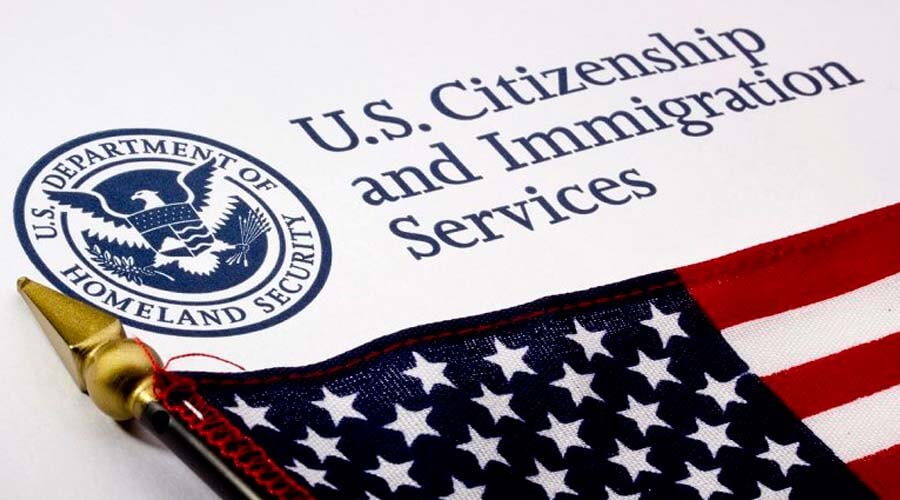 USCIS eliminará de su web la frase que llama a EEUU "nación de inmigrantes"