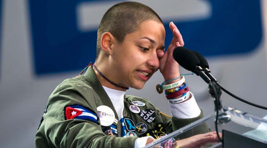 Ros-Lehtinen dice que bandera cubana de Gonzalez no expresa apoyo a la dictadura