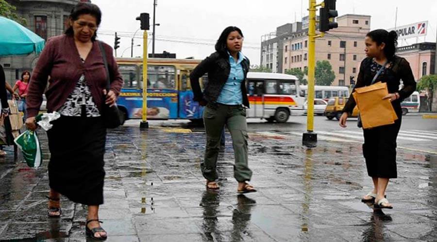 Declaran 55 distritos en emergencia por nevadas y heladas en el Perú