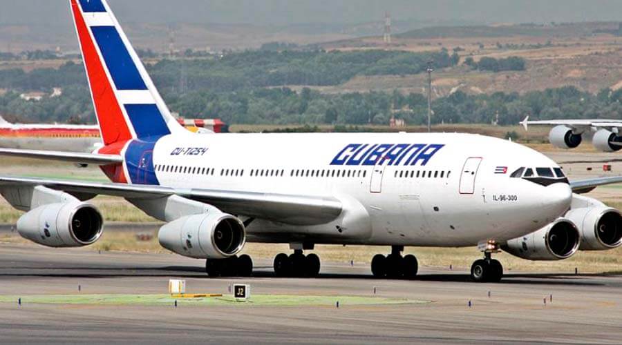 Cubana de Aviación en crisis: ni aviones ni dinero para reembolsar boletos