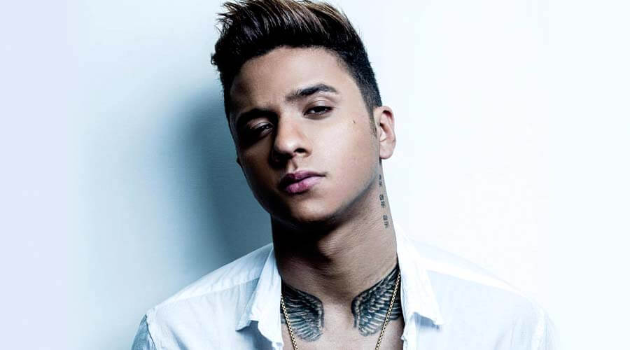 Divan portada en OWWNews