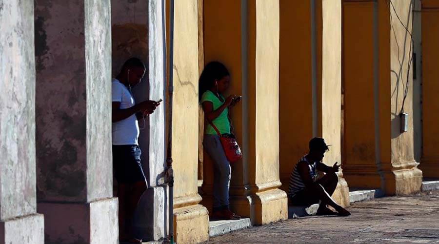 #YoVotoSí, #YoVotoNo: Los cubanos, las redes sociales y el referendo constitucional