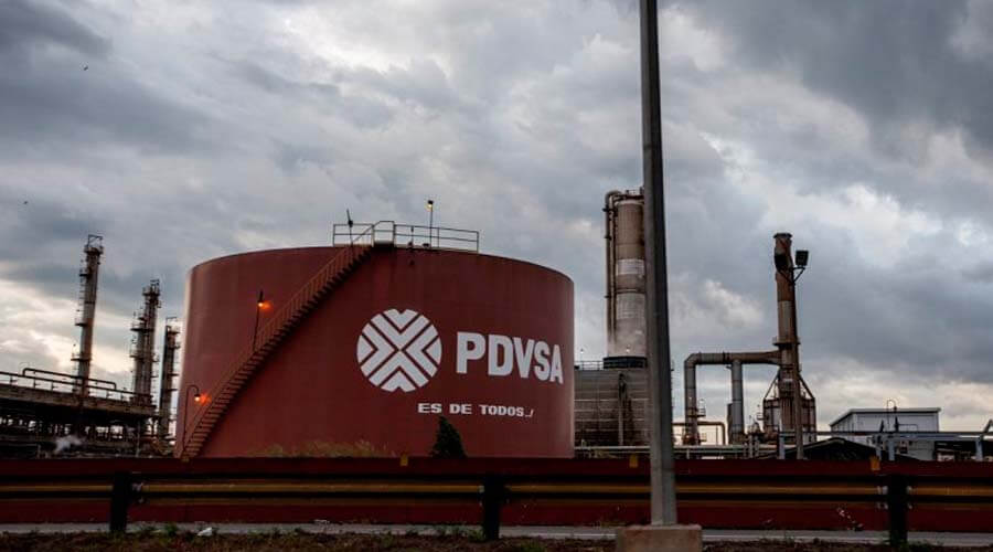 Washington "advierte" a navieras que facilitan envíos de petróleo Venezuela-Cuba