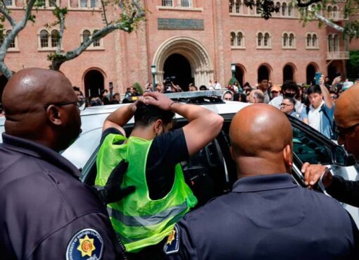 Arrestan a unos 100 manifestantes pro palestinos en la Universidad Northeastern en Boston