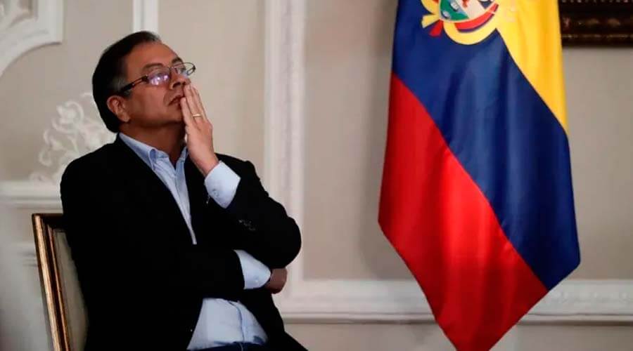 Jefe del ELN señala a Petro por recibir fondos de extorsiones cuando era guerrillero