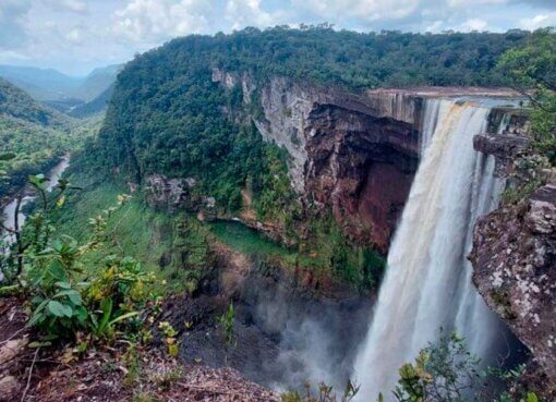 Comando Sur en la frontera y Milei en Mercosur, cambios para la política regional y Venezuela