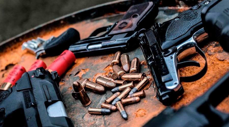 Suecia planea limitar acceso a armas semiautomáticas tras tiroteo en una escuela