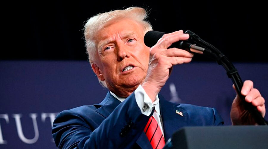 Donald Trump pide a la Corte Suprema que jueces de "izquierda radical" dejen de bloquear su agenda