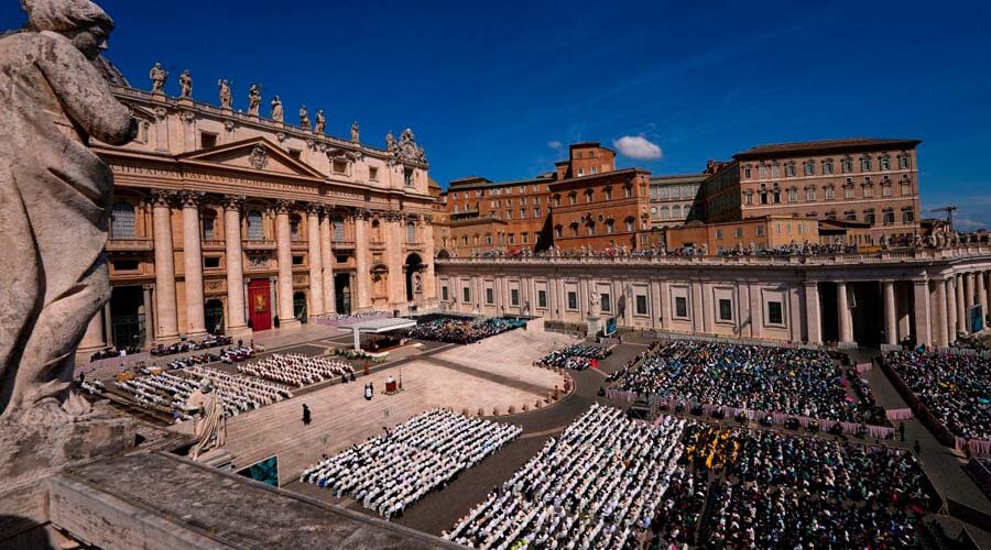 Aproximadamente 30,000 personas han visto la tumba de Francisco en la basílica de Santa María la Mayor