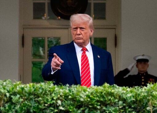 Donald Trump insta a Rusia y Ucrania a reunirse sin demora