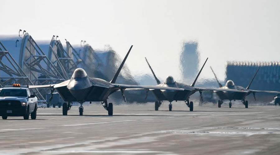 Cazas F-22 aterrizan en Israel y se suman al despliegue militar de EEUU en la región