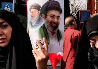 Hijo del eliminado Jamenei lidera supuestos ataques contra EEUU e Israel