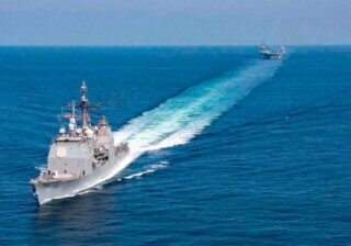 Donald Trump avisa a sus aliados que EEUU no ayudará en el estrecho de Ormuz y les insta a ir por "su petróleo"