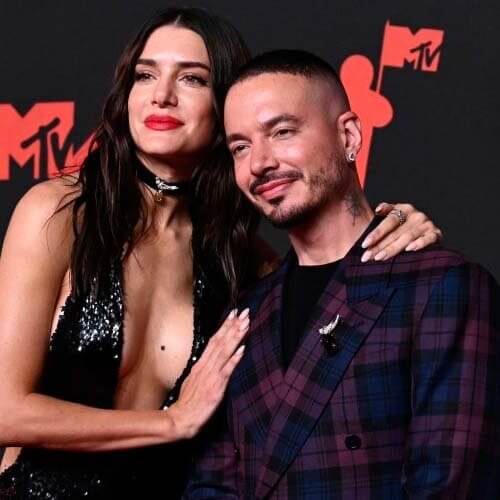 Hijo de J Balvin dice que su papá luce más “bruto” con sus pulseras