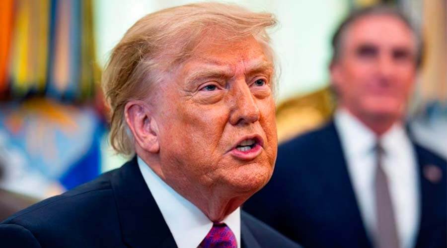 Donald Trump afirma que Francia "está en llamas" y "destrozada" por la inmigración y pide cierre de fronteras